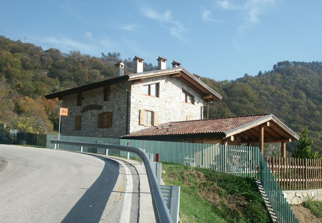 Bed and Breakfast Ca' Dei Fazzilisti Mori Exterior foto